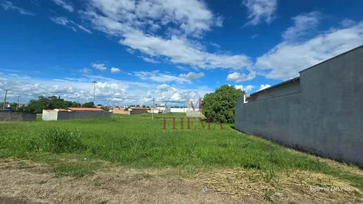 Lote/Terreno à venda, 304m² no Centro, Saltinho