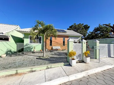 Casa de Condomínio com 3 Quartos à venda, 316m² no Ponte dos Leites, Araruama