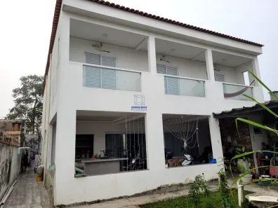 Sobrado com 4 Quartos à venda, 255m² no Jardim Independência, São Vicente