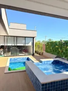 Casa de Condomínio com 3 Quartos à venda, 230m² no Jardins Nápoles, Senador Canedo