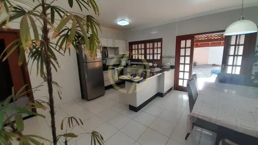Casa com 3 Quartos à venda, 320m² no Vila Rica, Itapetininga