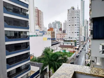 Apartamento com 2 Quartos para alugar, 85m² no Centro, Balneário Camboriú