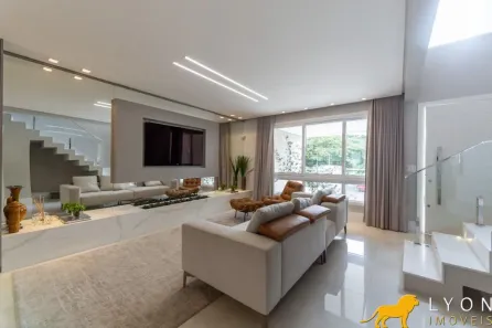 Sobrado com 3 Quartos à venda, 230m² no Jardim Itu, Porto Alegre