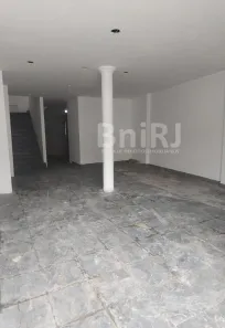 Ponto Comercial para alugar, 304m² no Encantado, Rio de Janeiro