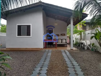 Casa com 2 Quartos à venda, 190m² no Jardim do Sol, Caraguatatuba