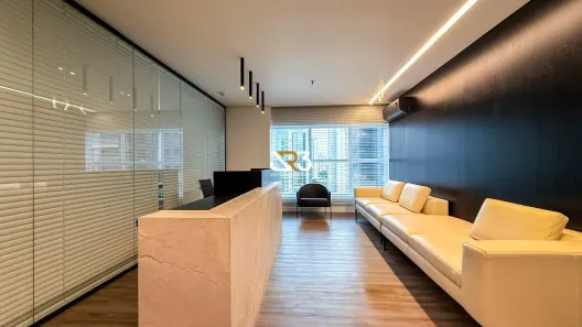 Sala Comercial para alugar, 149m² no Gleba Fazenda Palhano, Londrina