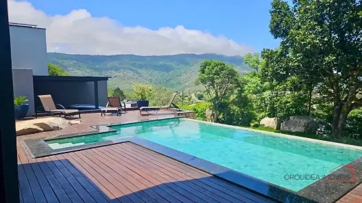 Sobrado com 3 Quartos à venda, 285m² no Itapetinga, Atibaia