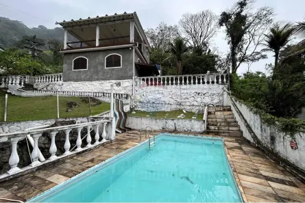 Casa com 3 Quartos à venda, 1419m² no Taquara, Duque de Caxias