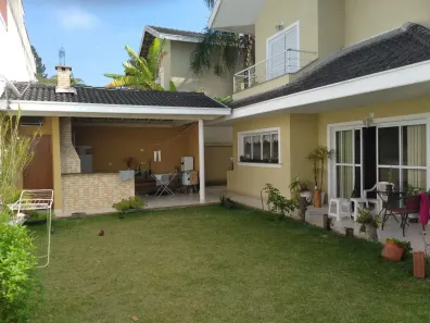 Sobrado com 4 Quartos à venda, 264m² no Vila Zezé, Jacareí