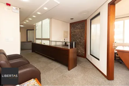 Sala Comercial à venda, 121m² no Menino Deus, Porto Alegre