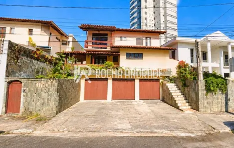 Casa com 7 Quartos à venda, 389m² no Caminho das Árvores, Salvador