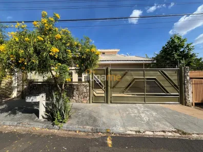 Sobrado com 5 Quartos para alugar, 351m² no Jardim Fuscaldo, São José do Rio Preto