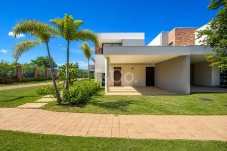 Sobrado com 3 Quartos à venda, 242m² no Alphaville Dom Pedro, Campinas