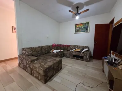 Casa com 2 Quartos à venda, 159m² no Parque Hippolyto, Limeira