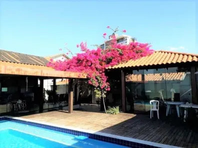 Casa com 7 Quartos para alugar, 550m² no Jardim Cuiabá, Cuiabá
