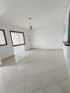 Casa de Condomínio com 2 Quartos para alugar, 55m² no Stella Maris, Salvador