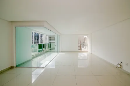 Apartamento com 4 Quartos à venda, 191m² no São Mateus, Juiz de Fora