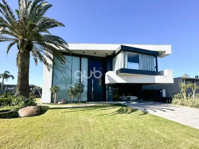 Sobrado com 5 Quartos à venda, 478m² no Centro, Xangri-lá