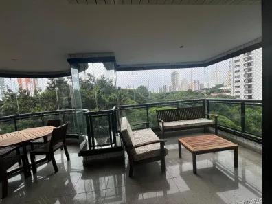Apartamento com 3 Quartos para alugar, 186m² no Vila Regente Feijó, São Paulo