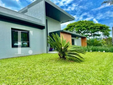 Casa com 4 Quartos à venda, 236m² no XANGRI-LÁ, Xangri-lá
