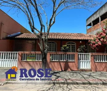 Casa com 3 Quartos à venda, 300m² no Nova Almeida Centro, Serra