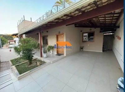 Casa com 4 Quartos à venda, 242m² no Santa Amélia, Belo Horizonte