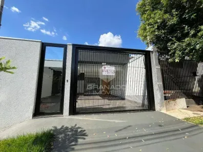Casa com 3 Quartos à venda, 105m² no Parque Residencial Tuiuti, Maringá