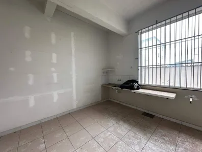 Ponto Comercial para alugar, 130m² no Centro, Itaúna