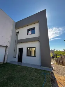 Casa de Condomínio com 2 Quartos à venda, 100m² no Mário Quintana, Porto Alegre