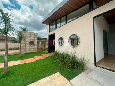 Casa de Condomínio com 3 Quartos à venda, 1250m² no Residencial Goiânia Golfe Clube, Goiânia