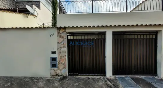 Casa com 3 Quartos à venda, 117m² no Teixeiras, Juiz de Fora