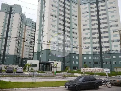 Apartamento com 2 Quartos para alugar, 70m² no Centro, Pelotas