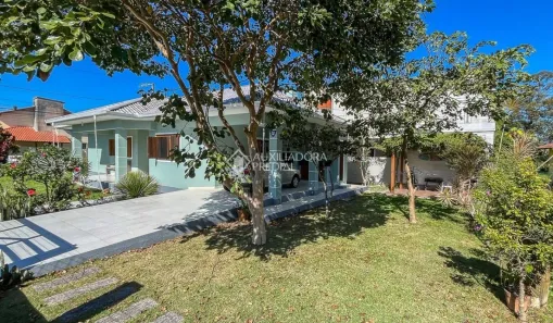 Casa com 3 Quartos à venda, 131m² no Campeche, Florianópolis