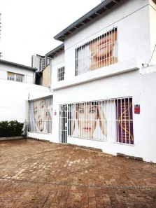 Imóvel Comercial com 3 Quartos à venda, 212m² no Cambuí, Campinas