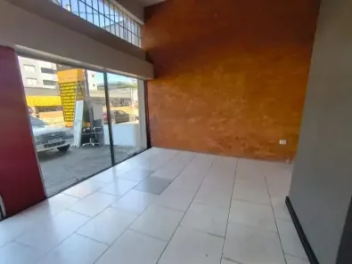 Ponto Comercial para alugar, 70m² no Três Figueiras, Porto Alegre