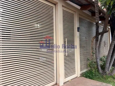Casa com 3 Quartos à venda, 190m² no Vila São José, Brasília
