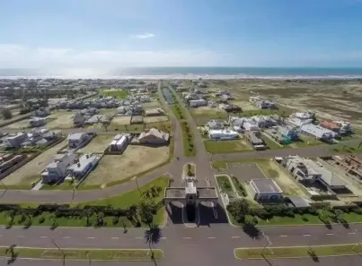 Lote/Terreno à venda, 414m² no Atlântida-Sul, Osório