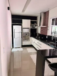 Casa com 2 Quartos para alugar, 185m² no Jardim Nazareth, Marília