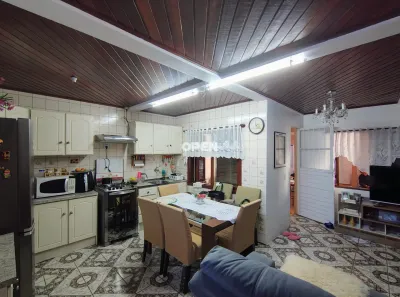 Casa com 4 Quartos à venda, 150m² no Guajuviras, Canoas
