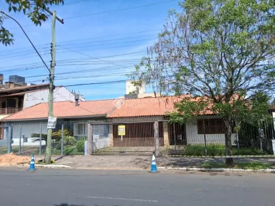 Casa com 3 Quartos à venda, 200m² no Jardim Itu, Porto Alegre