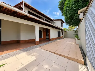 Casa com 5 Quartos à venda, 400m² no Aleixo, Manaus