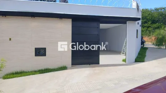 Casa com 3 Quartos à venda, 165m² no Ibituruna, Montes Claros