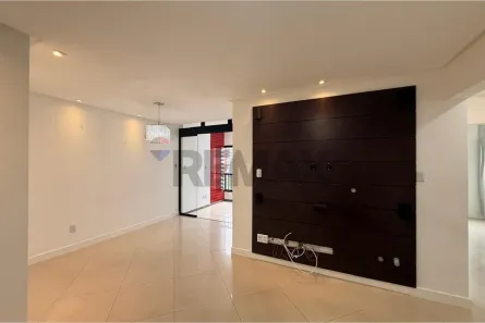 Apartamento com 3 Quartos para alugar, 80m² no Stiep, Salvador