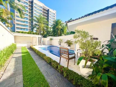 Casa de Condomínio com 6 Quartos à venda, 363m² no Barra da Tijuca, Rio de Janeiro