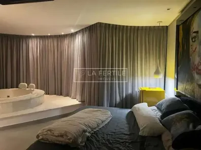 Cobertura com 3 Quartos para alugar, 200m² no Centro, Balneário Camboriú