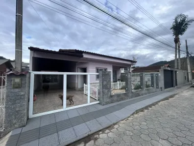 Casa com 3 Quartos à venda, 56m² no Fundos, Biguaçu