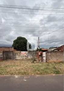 Lote/Terreno à venda, 320m² no Brasília, Araguari