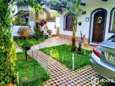 Casa com 3 Quartos à venda, 240m² no Teresópolis, Porto Alegre