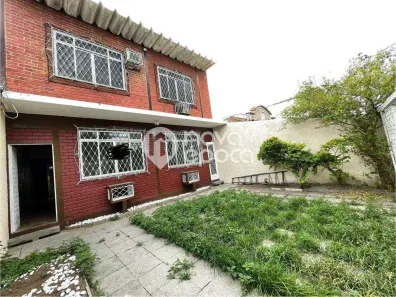 Casa com 5 Quartos à venda, 210m² no Olaria, Rio de Janeiro