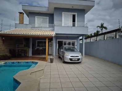 Casa com 4 Quartos à venda, 190m² no Solemar, Praia Grande